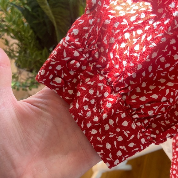 Madewell Kinston Side-Button Wrap Top in Park Picnic - Picture 8 of 11